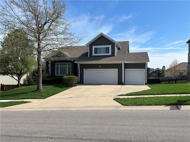 20807 W 48th St, Shawnee, KS 66218 - photo 1
