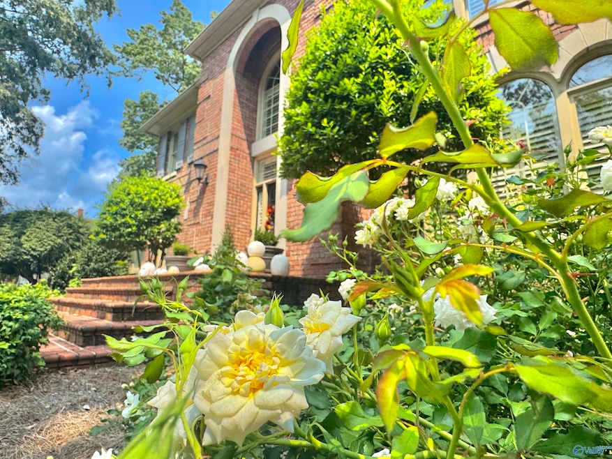 1535 Blackhall Ln SE, Decatur, AL 35601 - photo 1