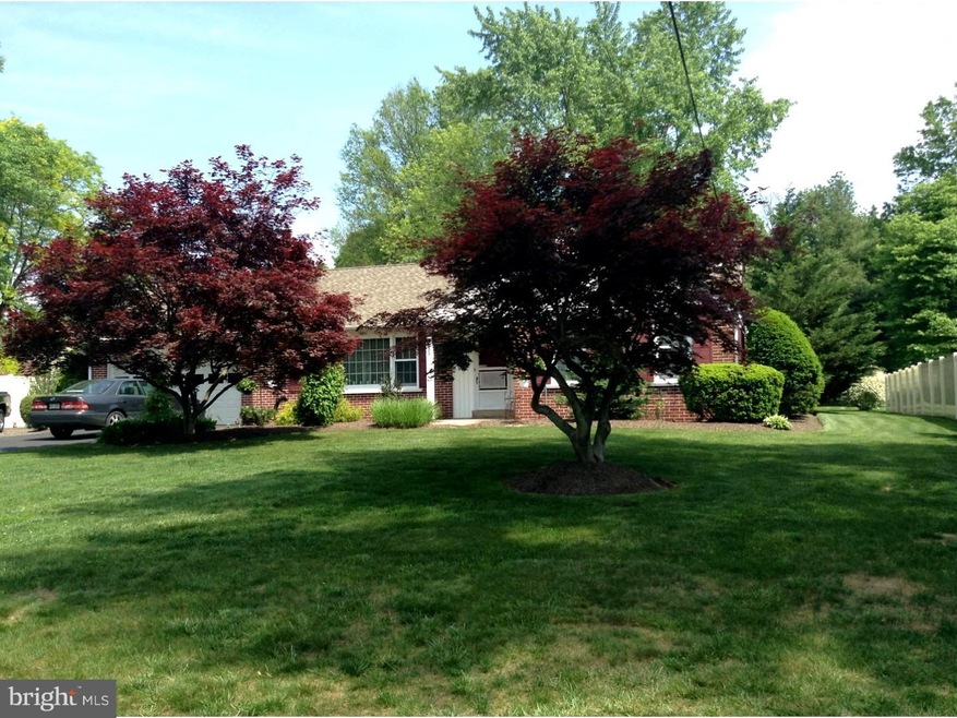 2225 E Orvilla Rd, Hatfield, PA 19440 - photo 1