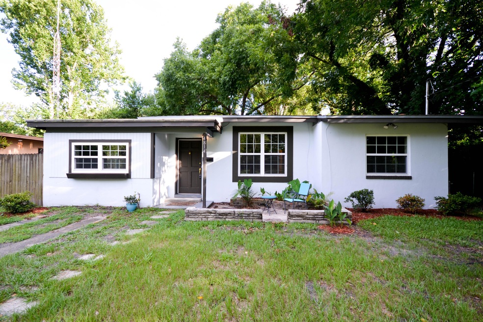 4814 Beverly Cir, Jacksonville, FL 32210 - photo 1