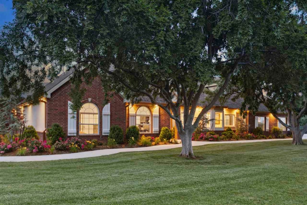 For Sale $768,000 • Co-Listing Agent