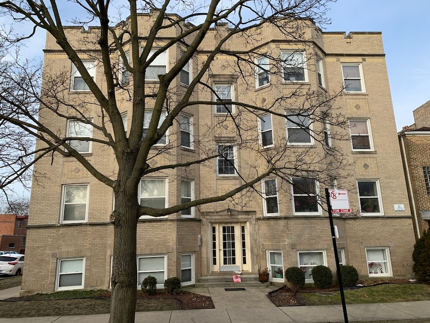 6100 N Mozart St unit 1B, Chicago, IL 60659 - photo 1