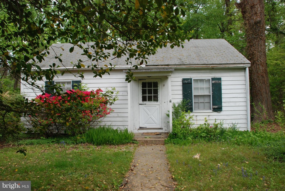19 Farragut Rd, Annapolis, MD 21403 - photo 1