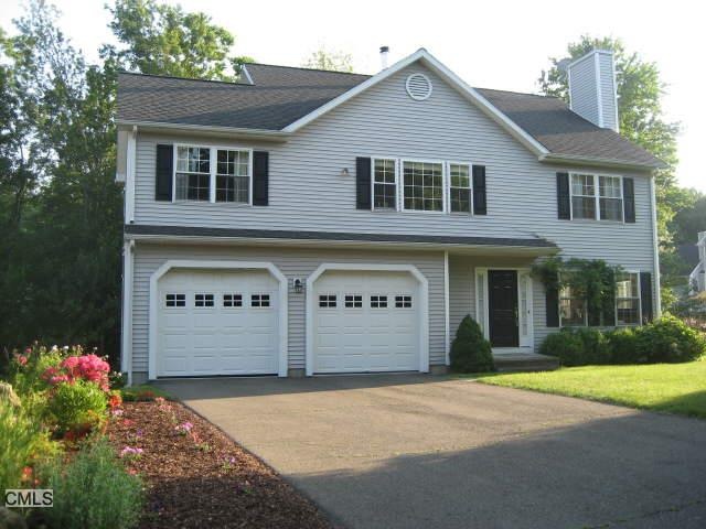 289 W Cedar St, Norwalk, CT 06854 - photo 1