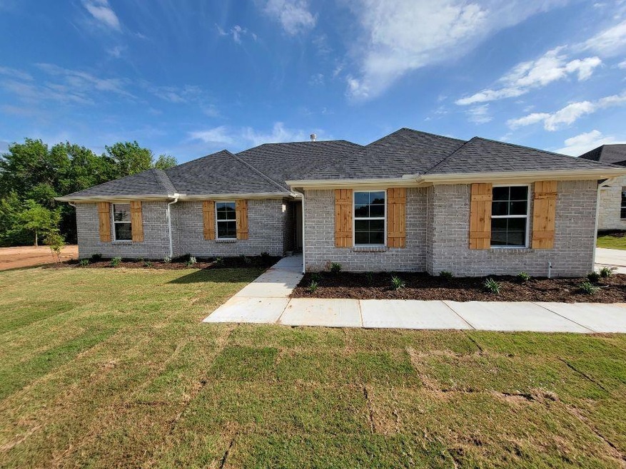 109 Cooper Ct, Springtown, TX 76082 - photo 1