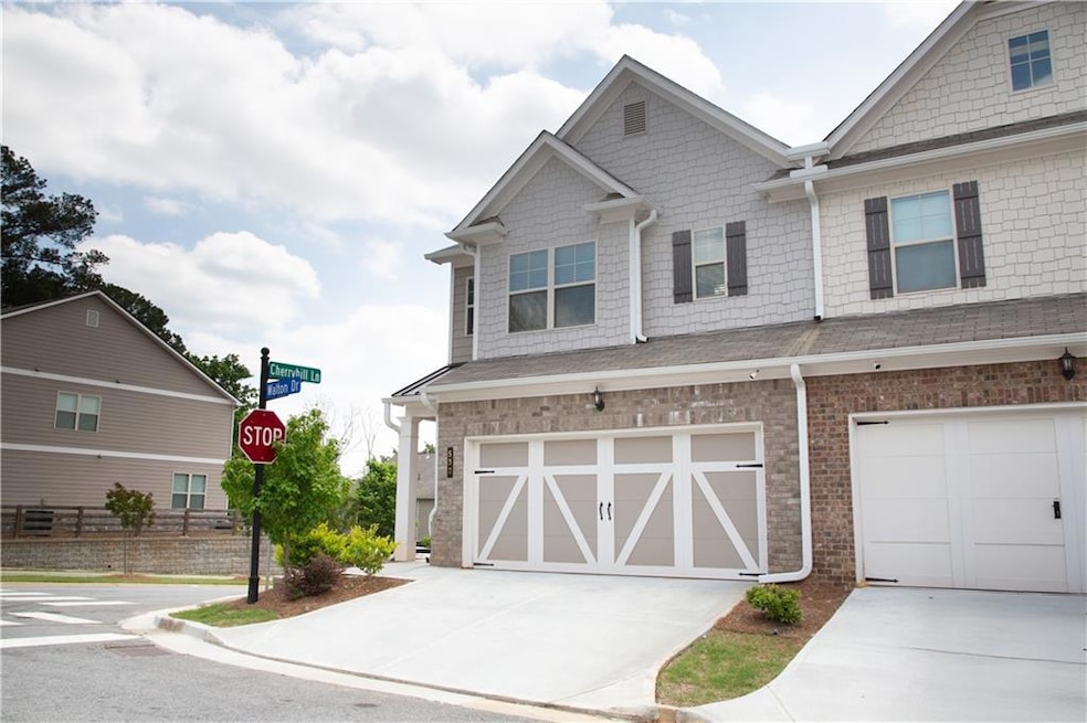 532 Walton Dr, Woodstock, GA 30188 - photo 1