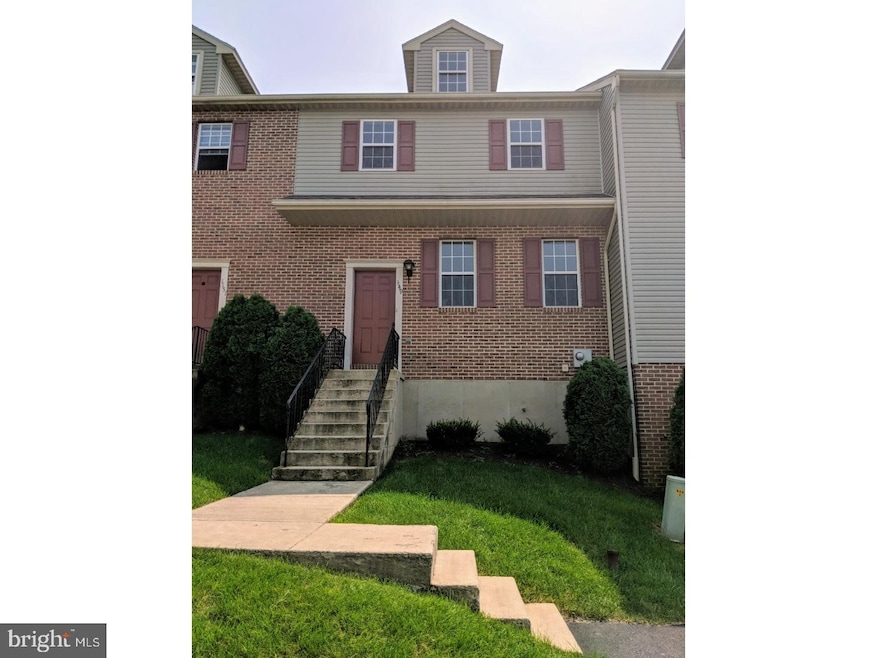 1149 Fredrick Blvd, Reading, PA 19605 - photo 1