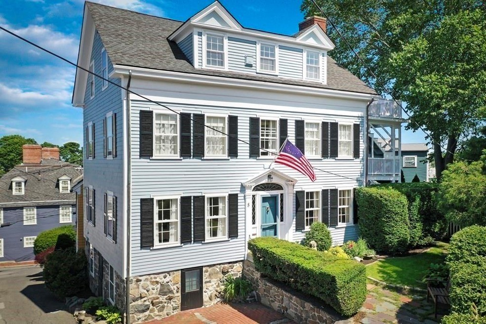 8 Tucker St, Marblehead, MA 01945 - photo 1
