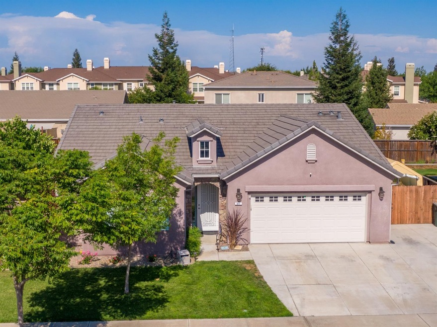 577 Dale's Pony Dr, Oakdale, CA 95361 - photo 1