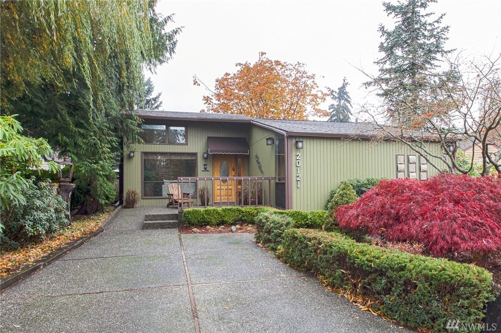20121 Dayton Ave N, Shoreline, WA 98133 - photo 1
