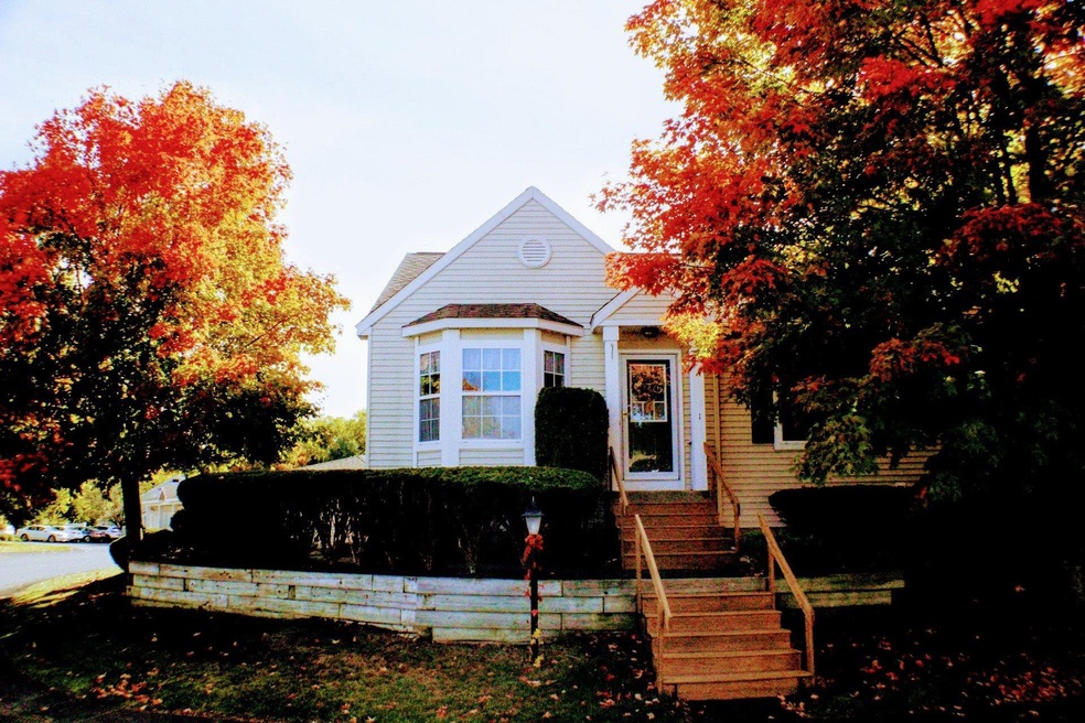 1 Stratton Cir, Troy, NY 12182 - photo 1