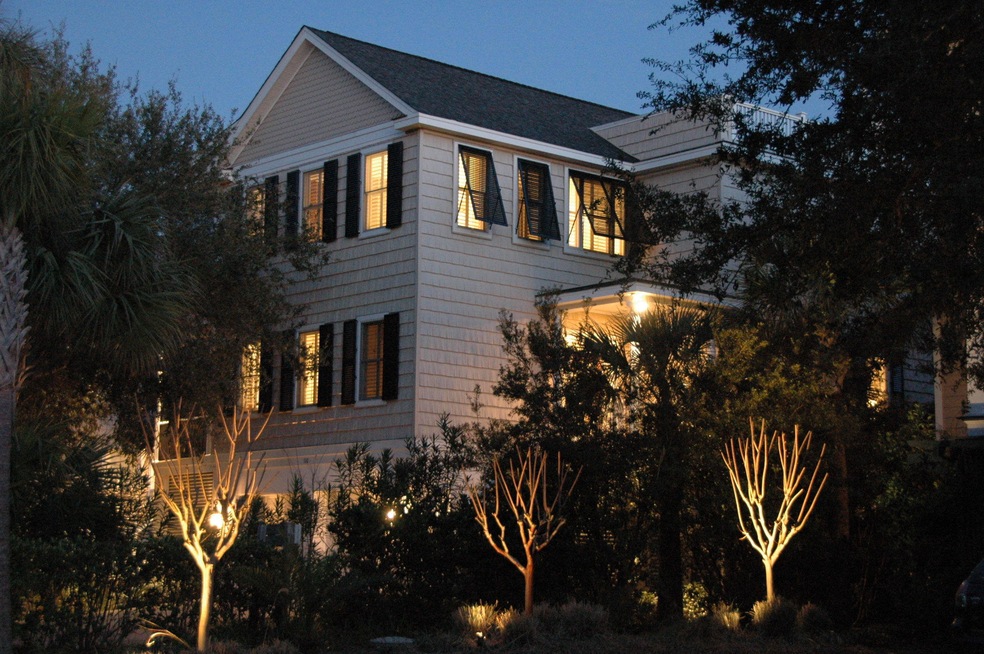 110 Carolina Blvd