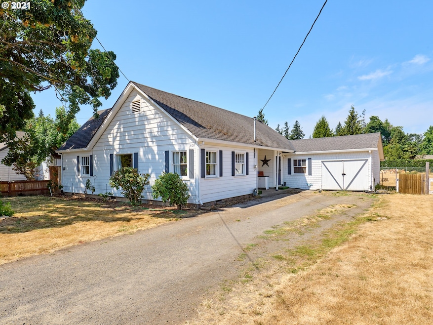 3175 5th St, Hubbard, OR 97032 - photo 1