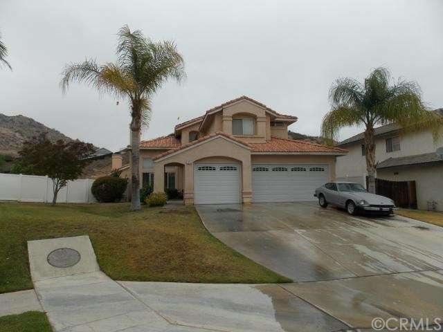 3 Car Garage extra wide side yard w/potential for 