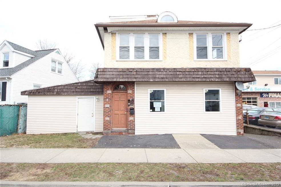 1572 Madison Ave unit 2, Bridgeport, CT 06606 - photo 1