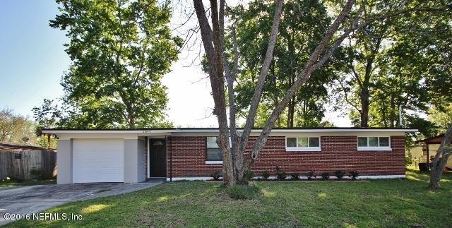 1014 Hugh Edwards Dr, Jacksonville, FL 32210 - photo 1