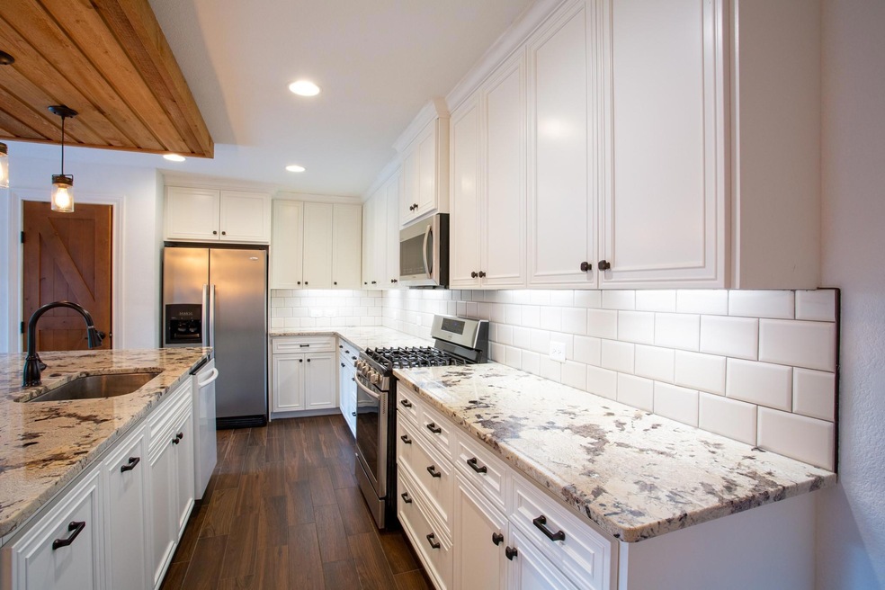 1602 Mimosa St, Georgetown, TX 78626 - photo 1