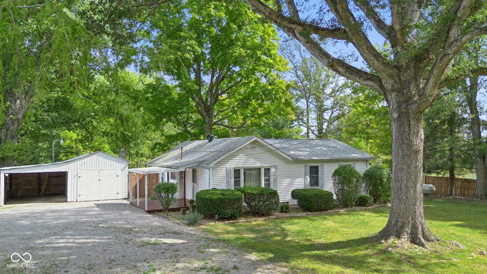 7265 N 400 W, Columbus, IN 47201 - photo 1