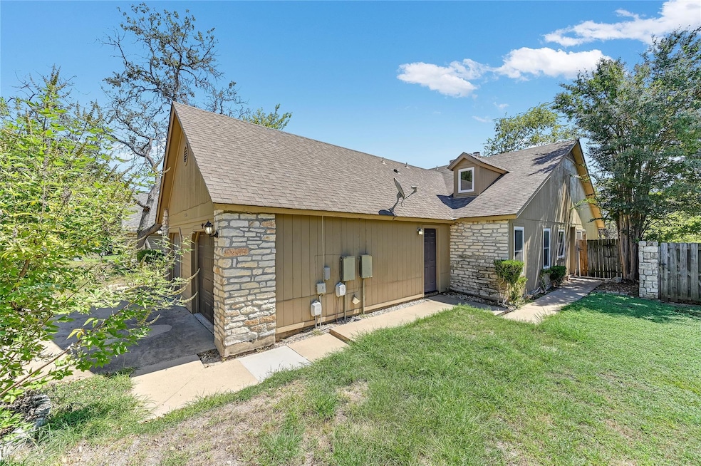 For Rent $1,600/month • Co-Listing Agent