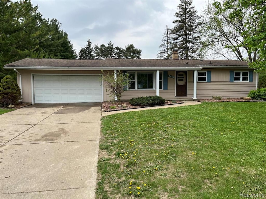 5058 Berneda Dr, Flint, MI 48506 - photo 1