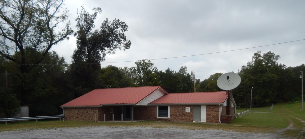 9940 Highway 147, Stewart, TN 37175 - photo 1