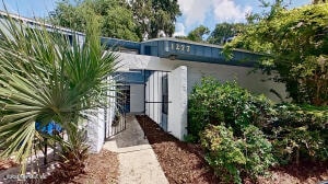 For Rent $1,350/month