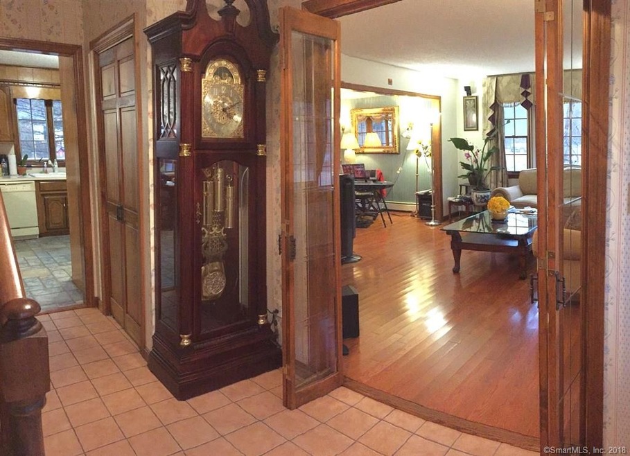 9 Ricky Ln, Preston, CT 06365 - photo 1