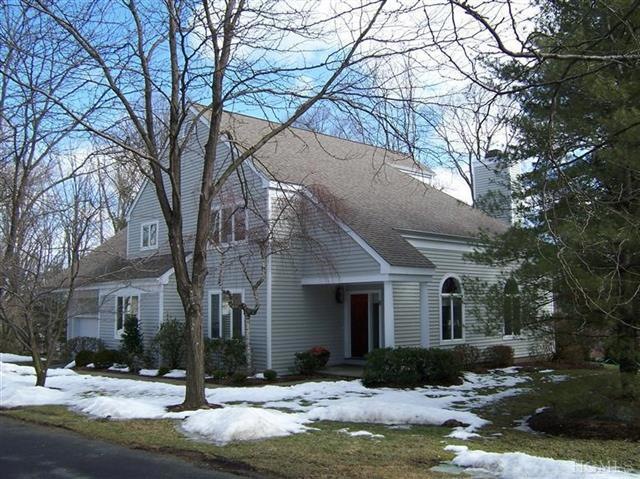 8 Berkley Ct, Briarcliff Manor, NY 10510 - photo 1