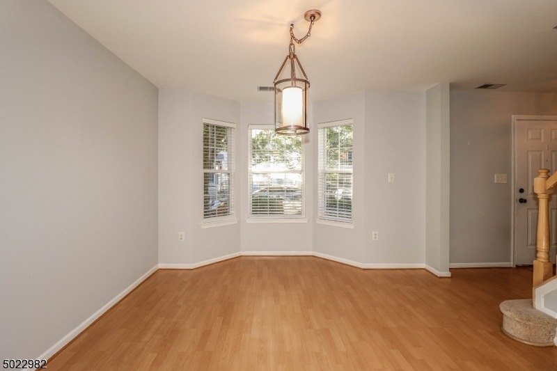 319 Enclave Ln, Bedminster, NJ 07921 - photo 1