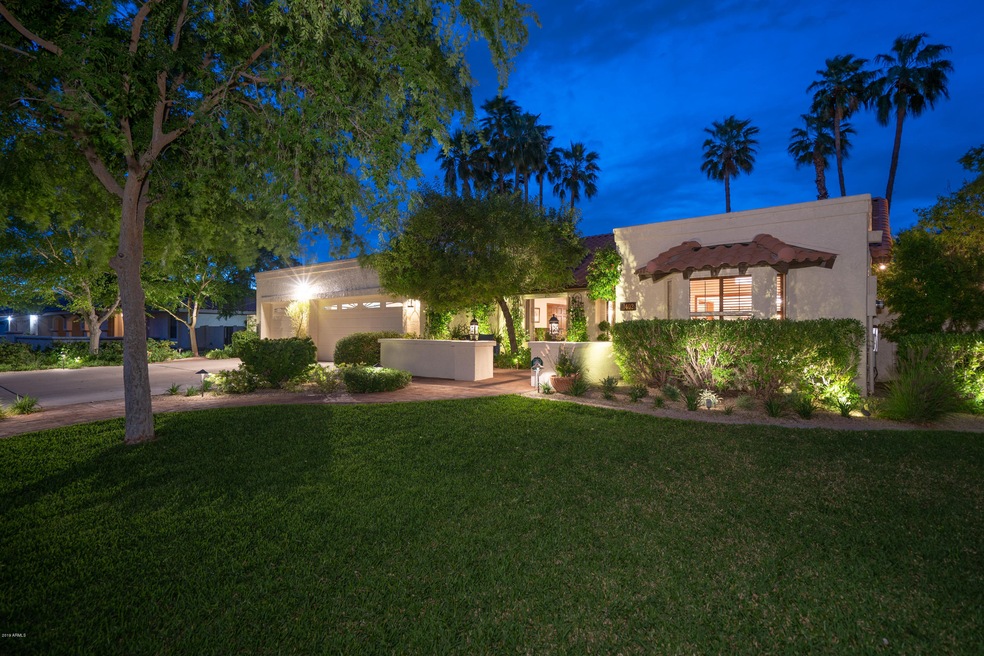 1402 E Caroline Ln, Tempe, AZ 85284 - photo 1