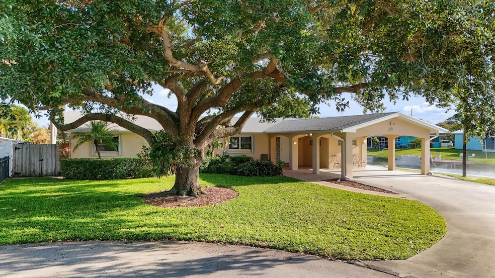 1059 Carambola Cir, West Palm Beach, FL 33406 - photo 1