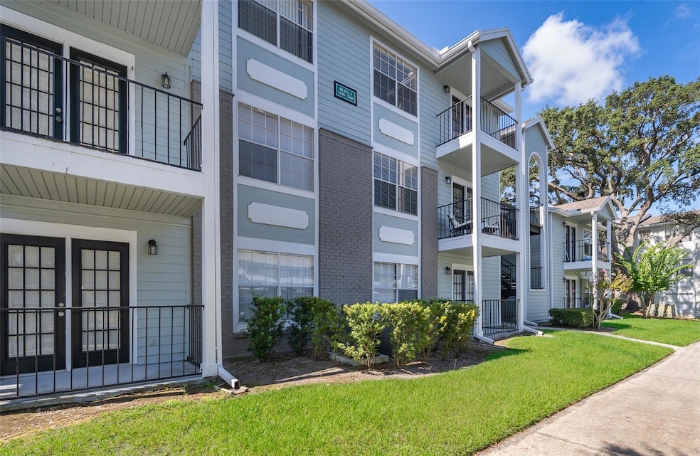 Sold $175,000 • Co-Listing Agent