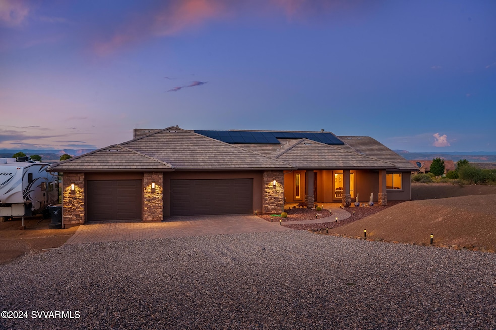 1440 E Diamondback Dr Cottonwoos AZ-4