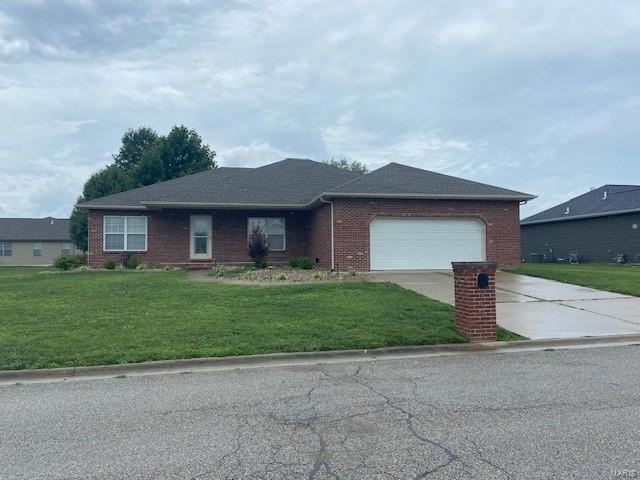 367 Sleeping Indian Dr, Freeburg, IL 62243 - photo 1