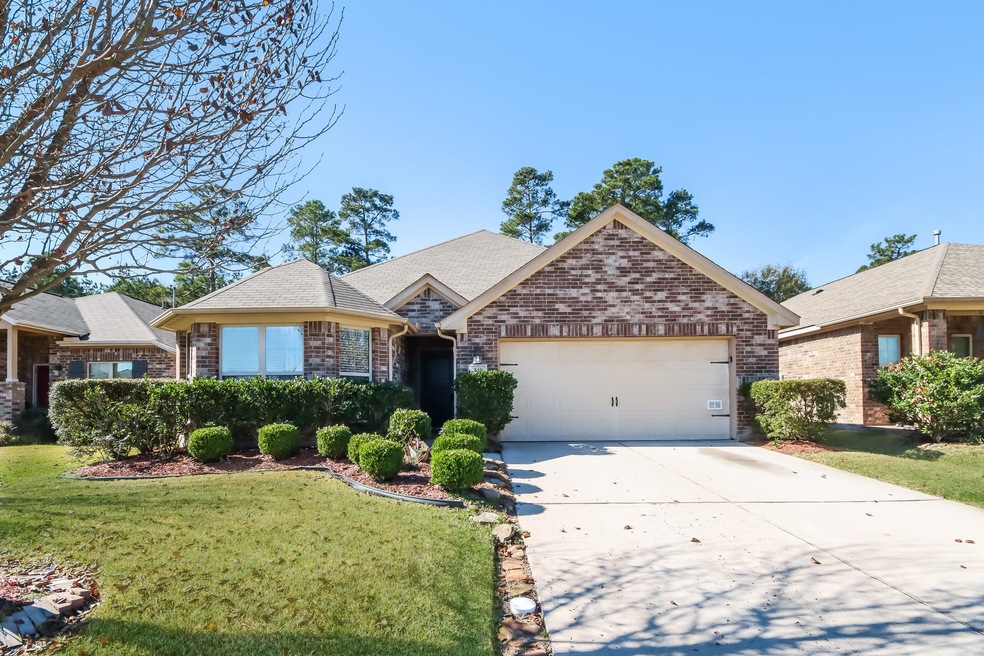 240 Country Crossing Cir, Magnolia, TX 77354 - photo 1