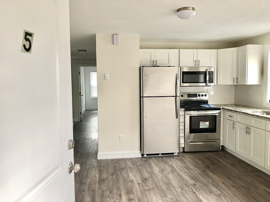12 1/2 Maple unit 5, Taunton, MA 02780 - photo 1
