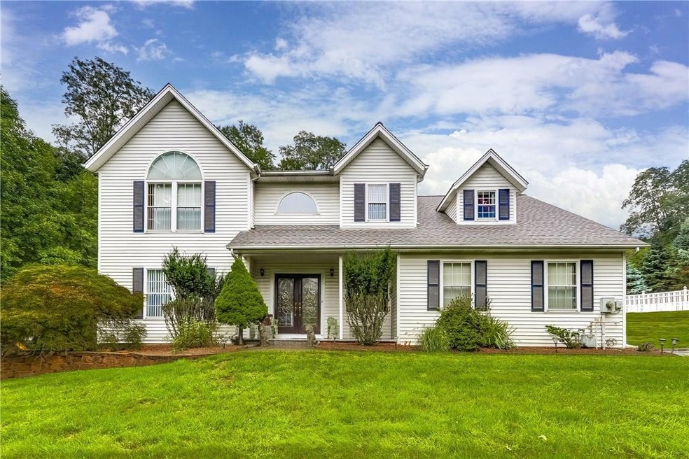 40 S Airmont Rd, Suffern, NY 10901 - photo 1