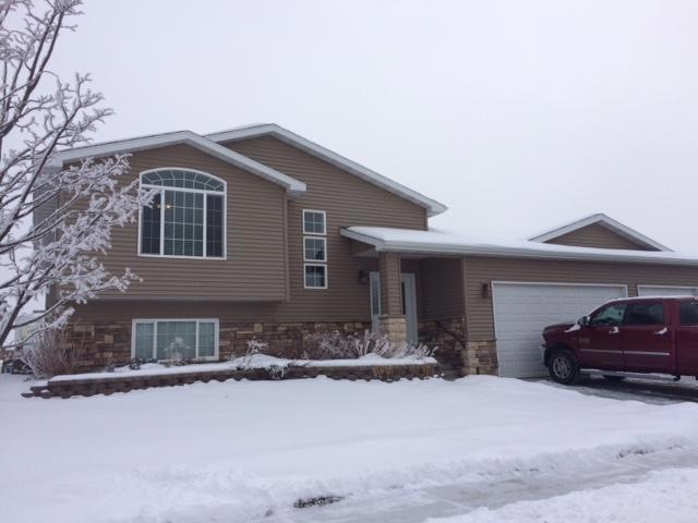 Front of home<|><|>