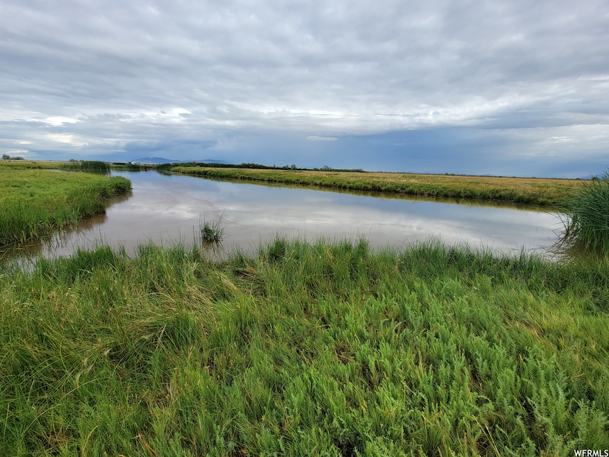 4100 S 5900 W, Hooper, UT 84315 - photo 1