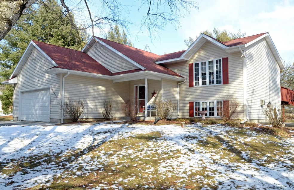 4750LindenDr-1