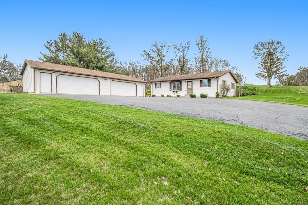 3245 N 525 W, La Porte, IN 46350 - photo 1