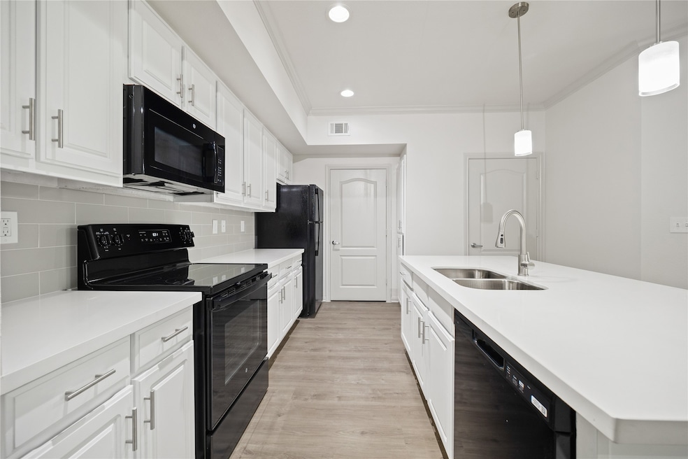 PHOTOS MAY BE OF SIMILAR UNIT AND OR LAYOUT