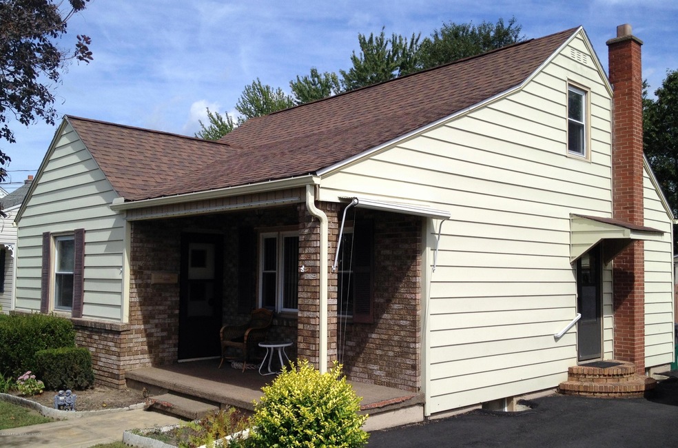 125 Corcoran St, Old Forge, PA 18518 - photo 1