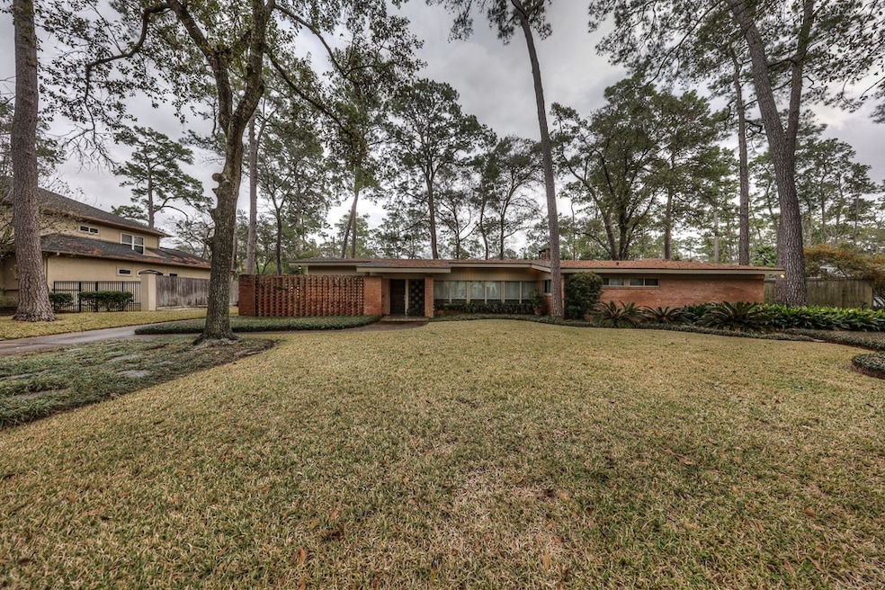 314 Chapel Belle Ln, Houston, TX 77024 - photo 1