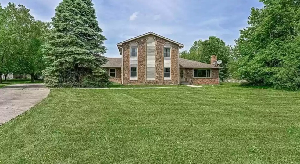 8846 W Hackberry Ln, Lapel, IN 46051 - photo 1