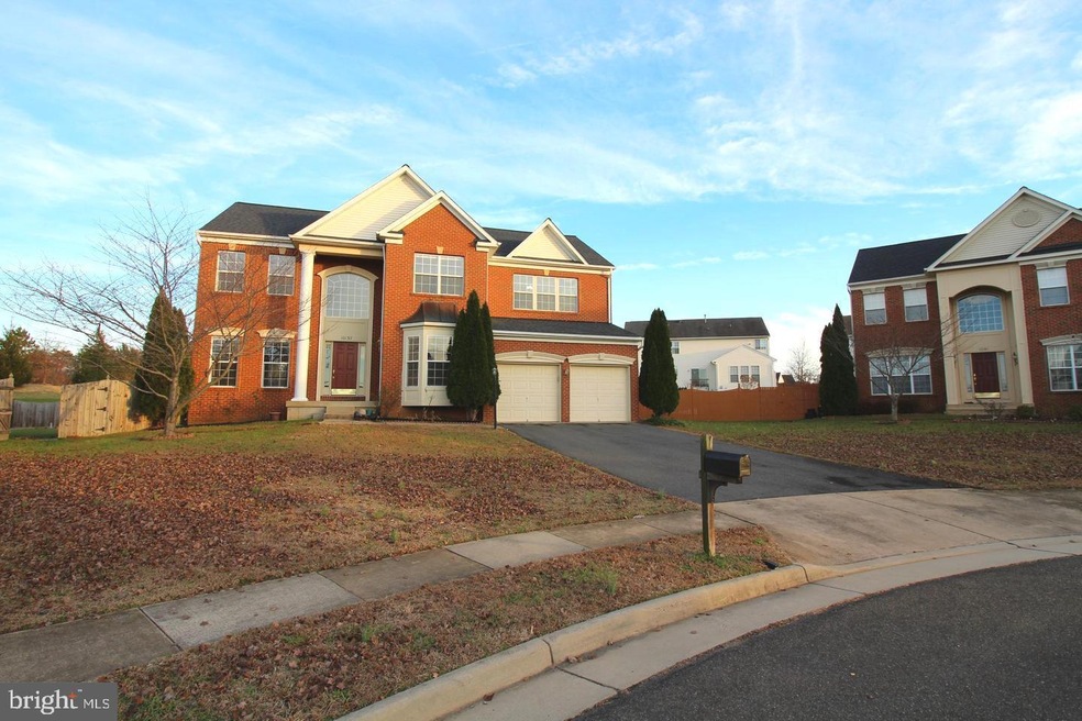 10137 Crashing Thunder Place, Nokesville, VA 20181 - photo 1