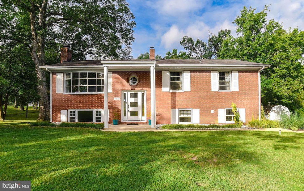 45555 Camelot Ct, Lexington Park, MD 20653 - photo 1