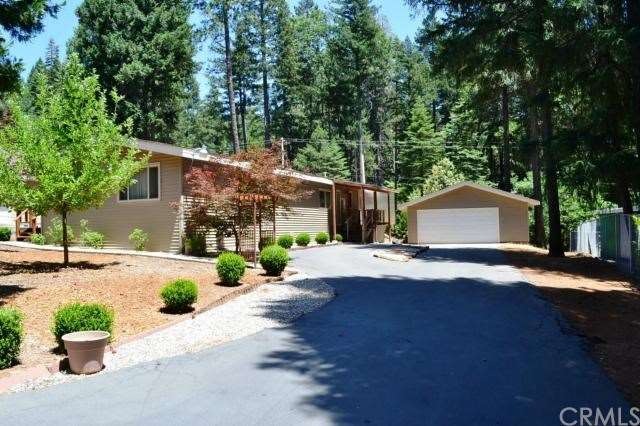 Lovely home on large useable land!