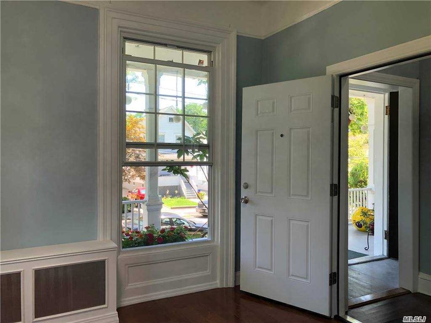 6-8 Jefferson St unit 1, Port Washington, NY 11050 - photo 1