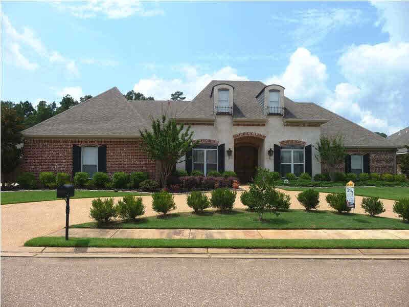 Front View - Great Curb Appeal!